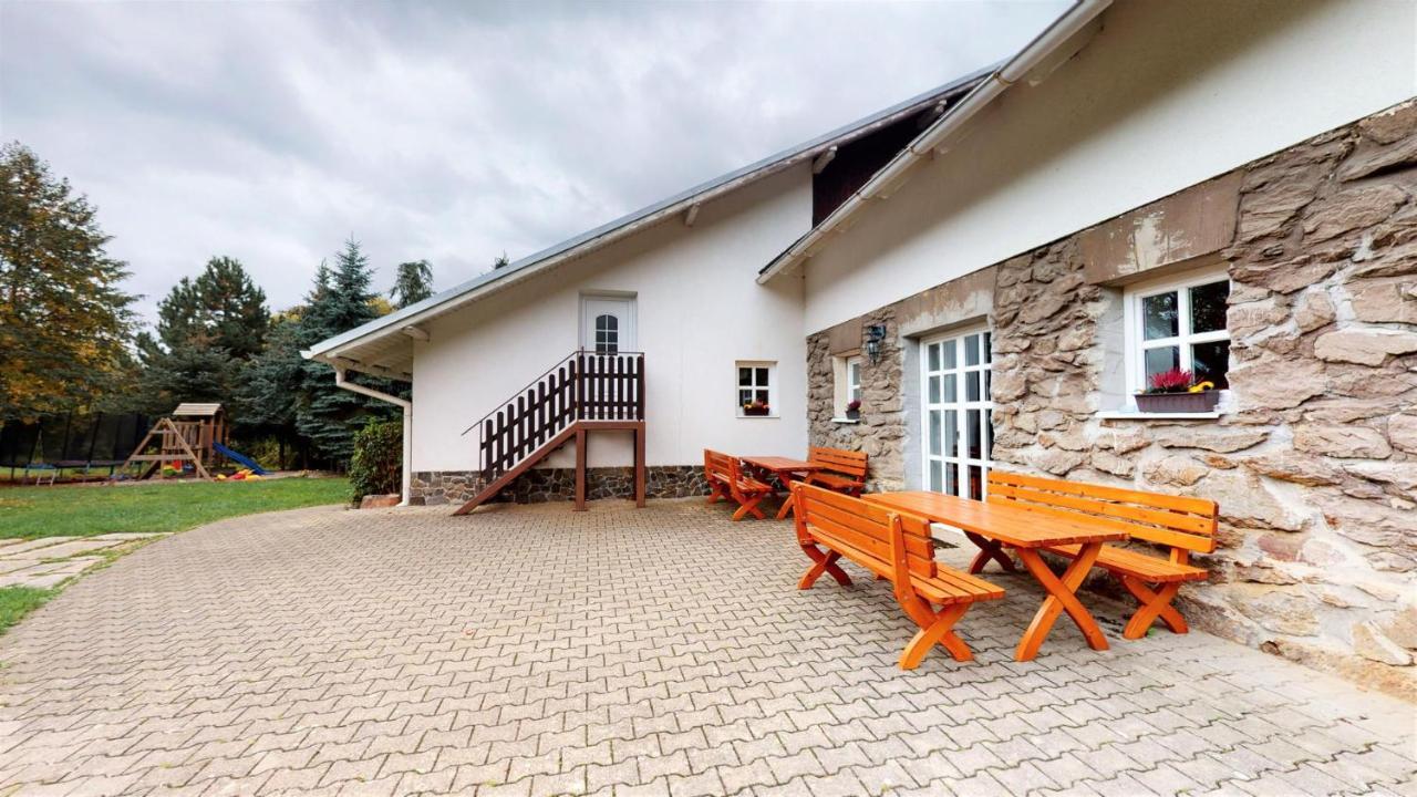 Hodousice Pension U Sebastiana מראה חיצוני תמונה