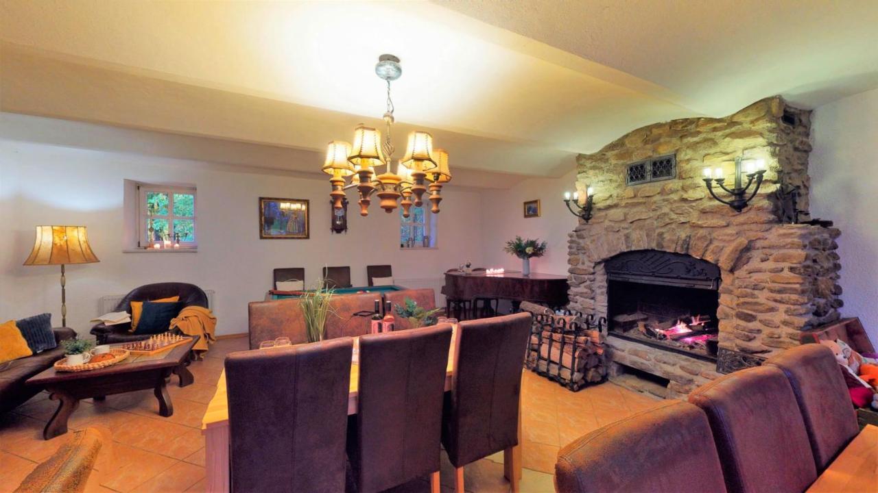Hodousice Pension U Sebastiana מראה חיצוני תמונה